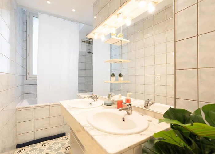 Luxury Parisian Notre Dame Saint Germain Des Pres 아파트