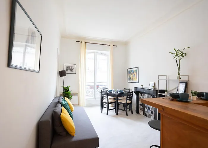 Luxury Parisian Notre Dame Saint Germain Des Pres 아파트 *